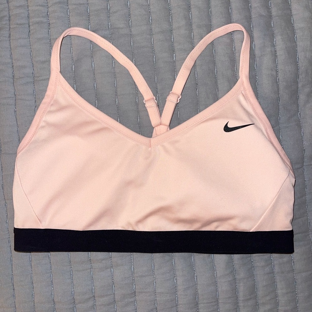 NWOT Sz Large Nike Bra 💕